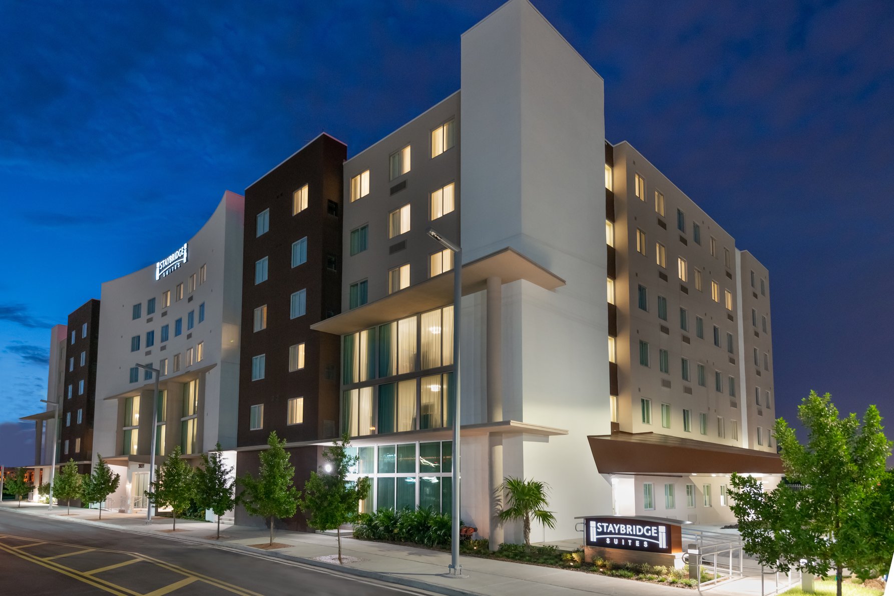 We're conveniently near Miami Airport and Miami Intermodal Center