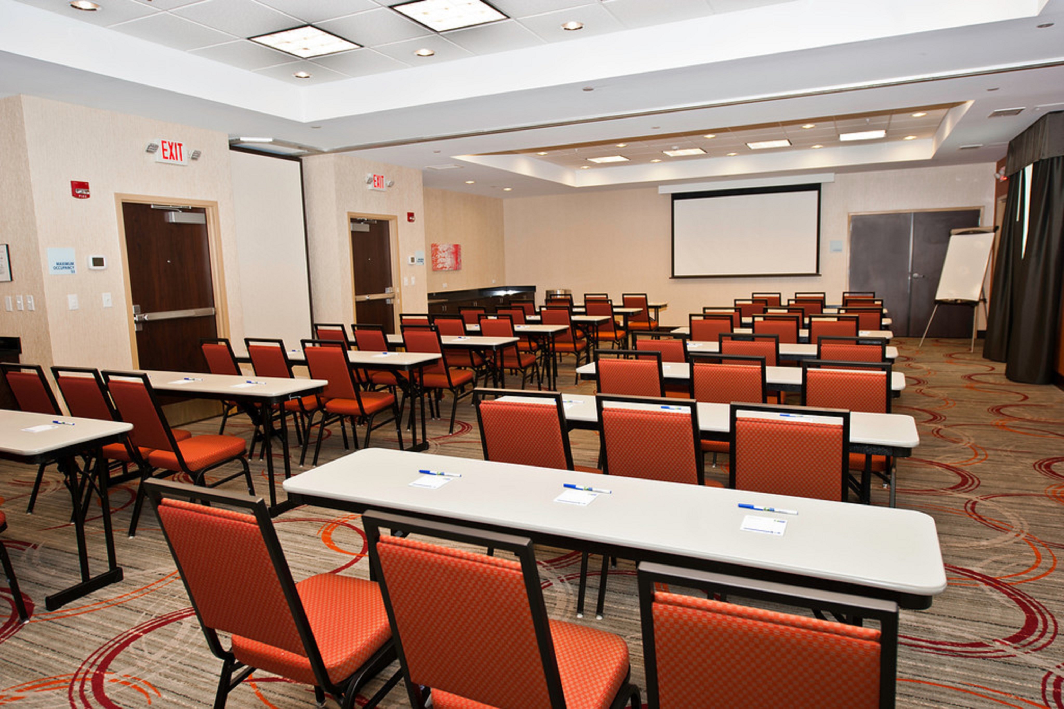 Holiday Inn Express Hotel & Suites Columbus
