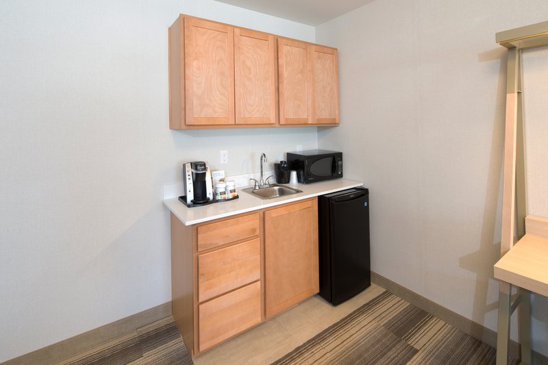 Holiday Inn Express and Suites La Porte