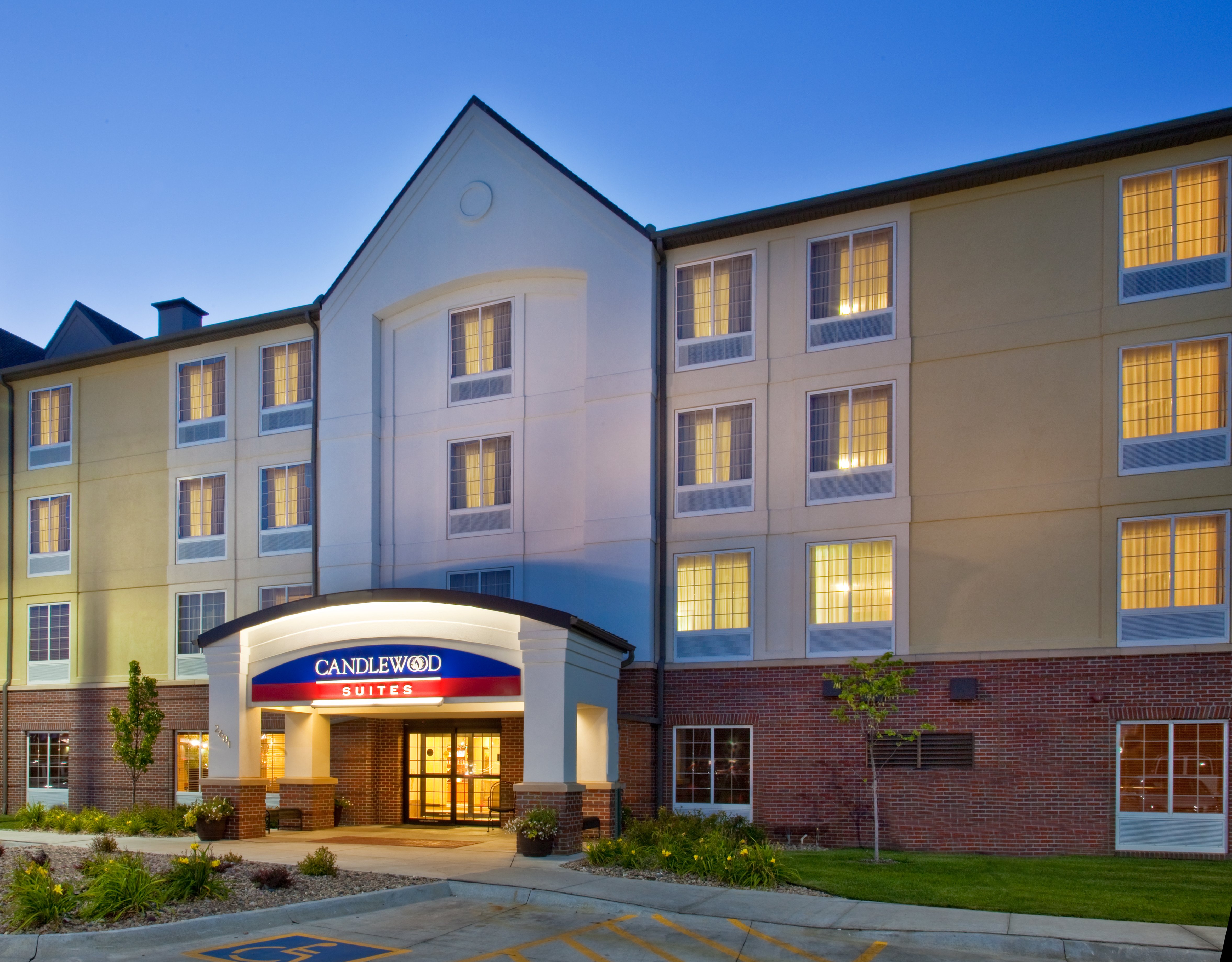Candlewood Suites Omaha