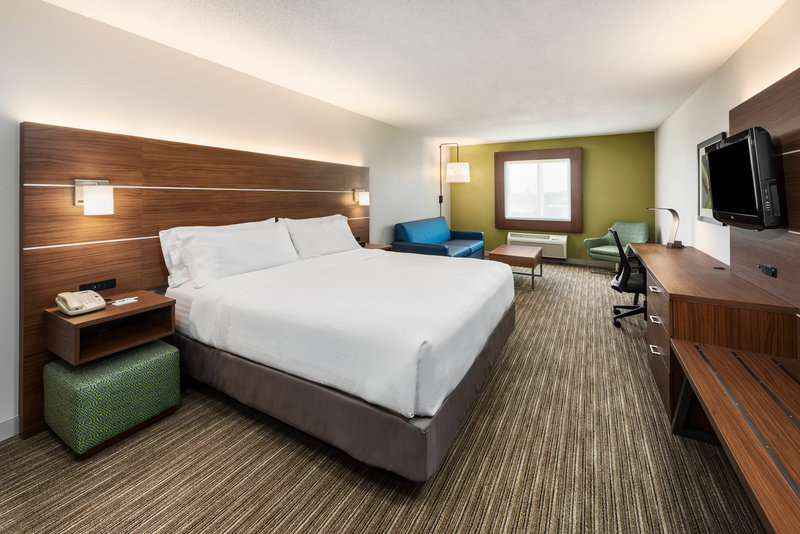 HOLIDAY INN EXPRESS WARRENTON