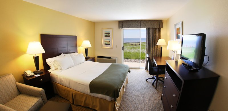 HOLIDAY INN EXPRESS ST IGNACE