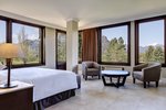 Grand, Guest room, 1 King, Golf Course view, Mountain view