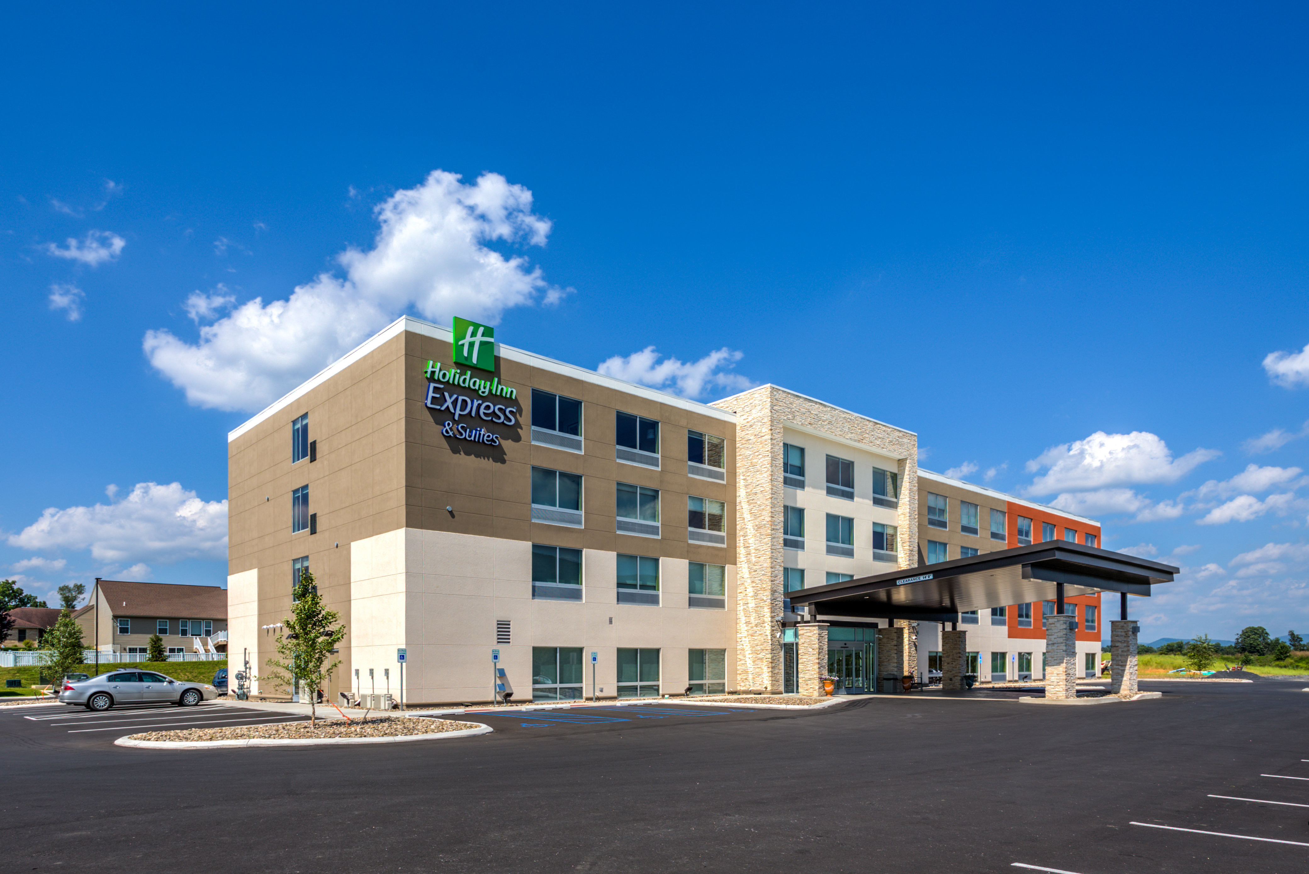 Holiday Inn Express & Stes Reedsville