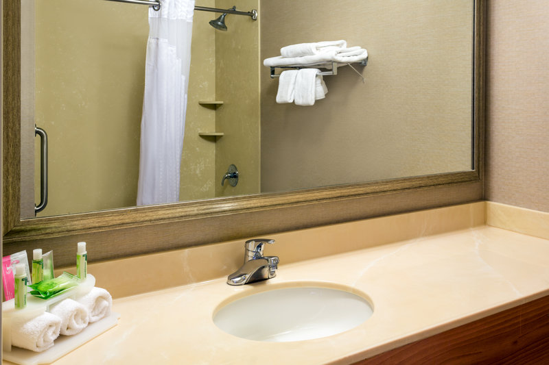 HOLIDAY INN EXP GRANTS PASS