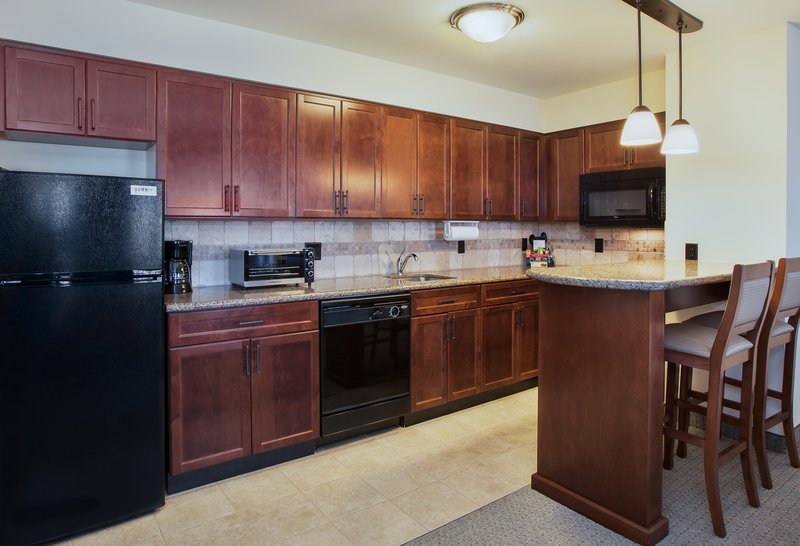 STAYBRIDGE SUITES AIRPORT AREA
