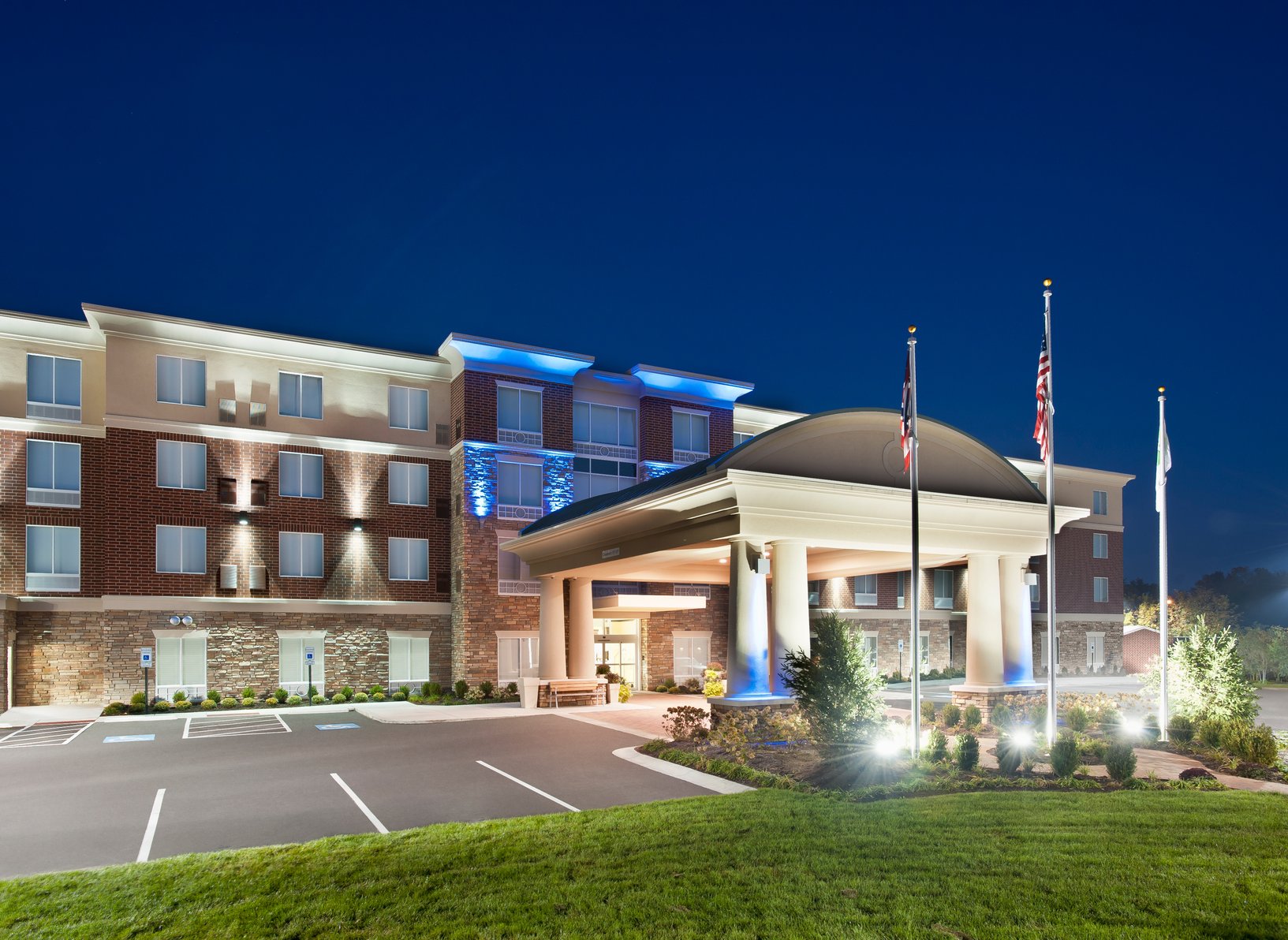 Local business travelers or leisure near Kettering Medical.