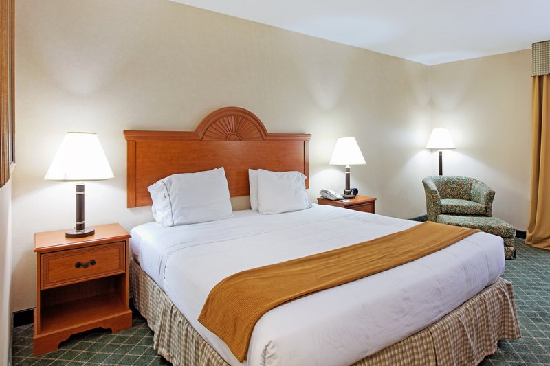 HOLIDAY INN EXP STES SYLACAUGA