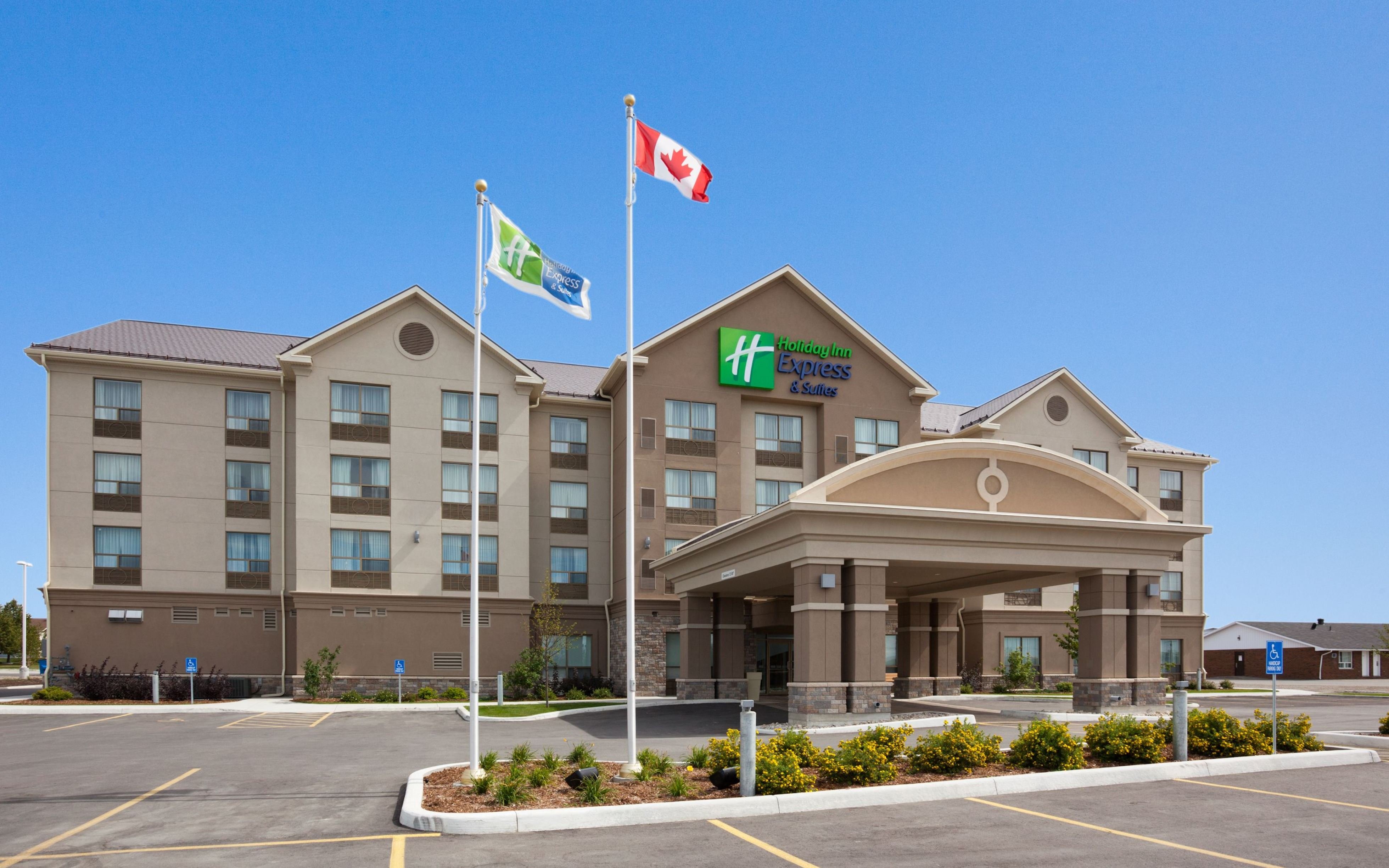 Holiday Inn Express Hotel and Suites