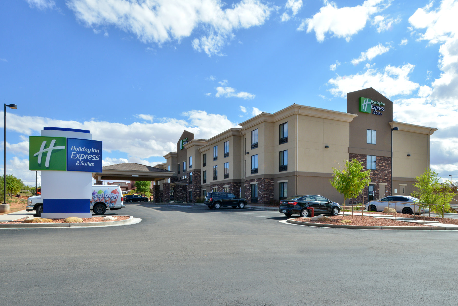 Our prime location gives easy access to top Page attractions.