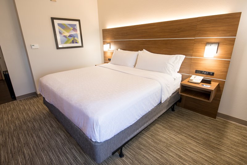 HOLIDAY INN-EXP STONE MOUNTAIN