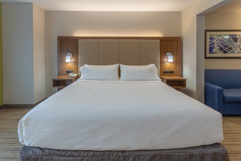 HOLIDAY INN EXP BEECH GROVE