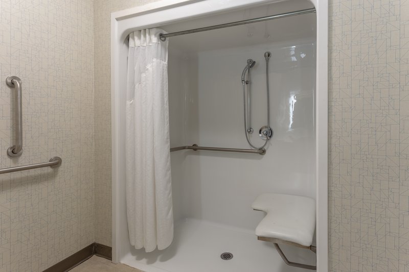 HOLIDAY INN EXP BEECH GROVE