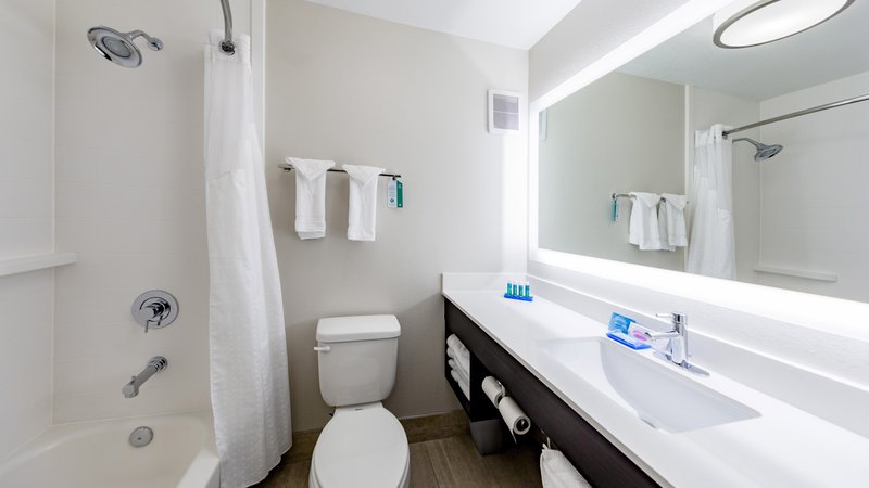 Holiday Inn Express and Suites Hood River