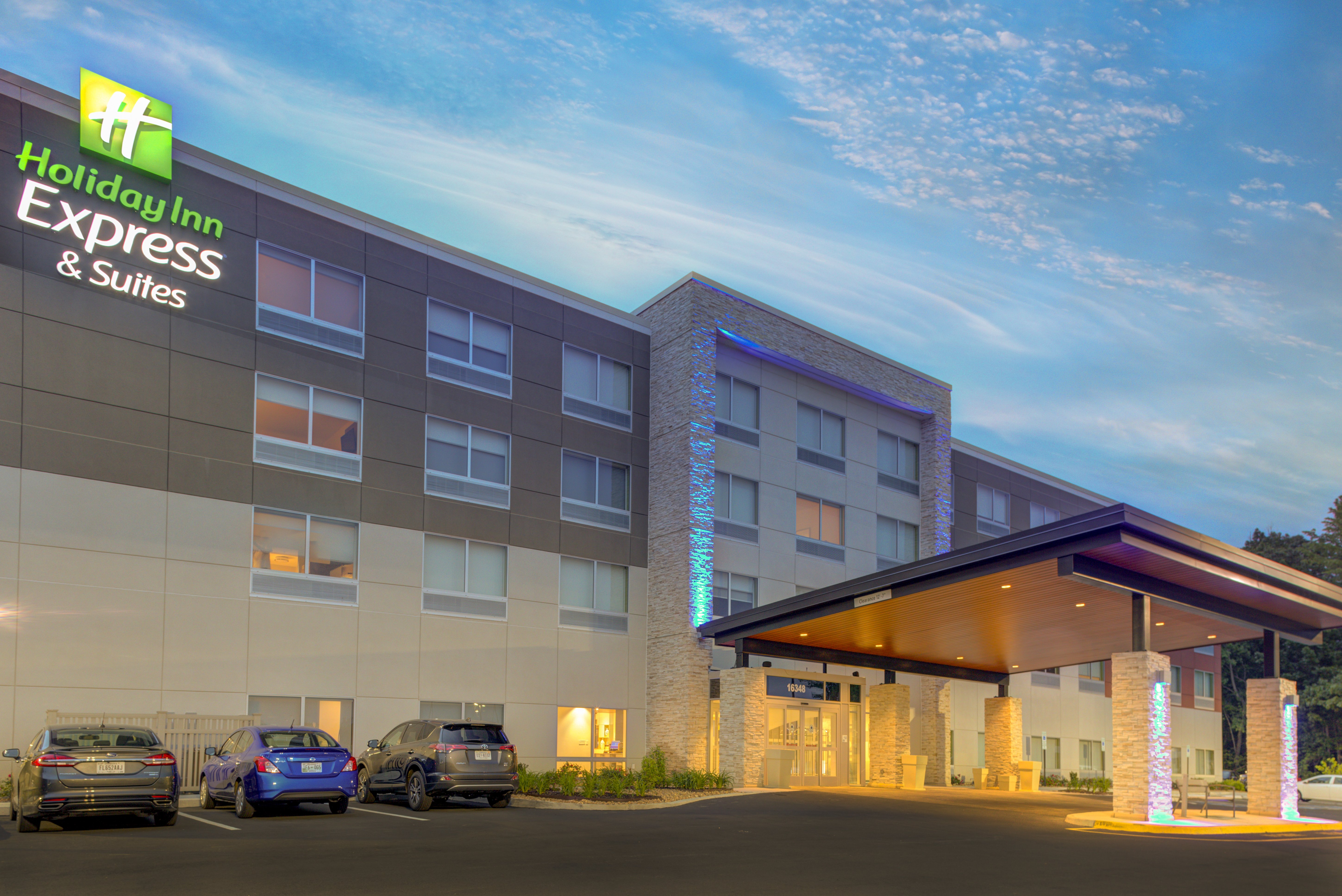 Holiday Inn Express & Suites King George