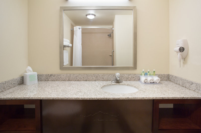 Holiday Inn Express and Suites Glendive