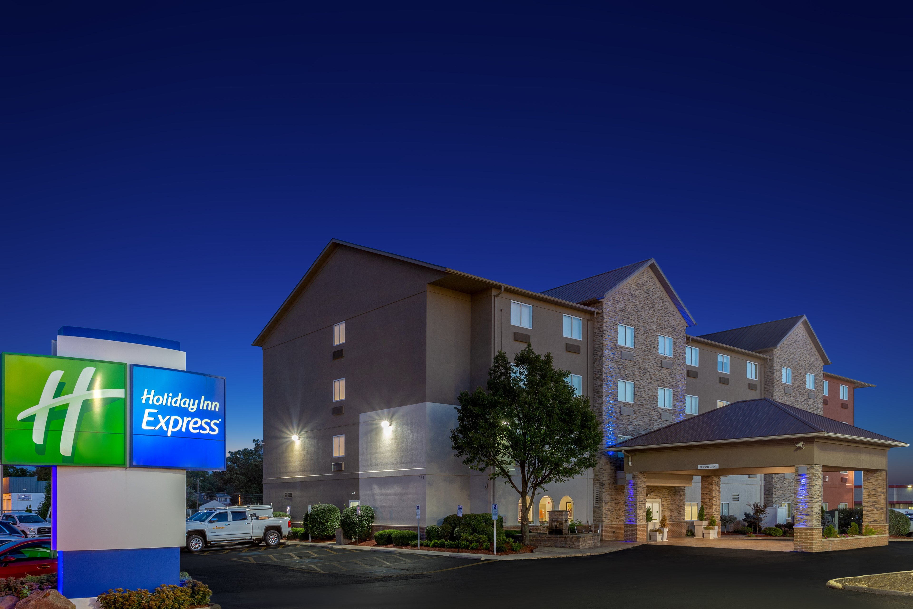 Holiday Inn Express OSU and Expo Center