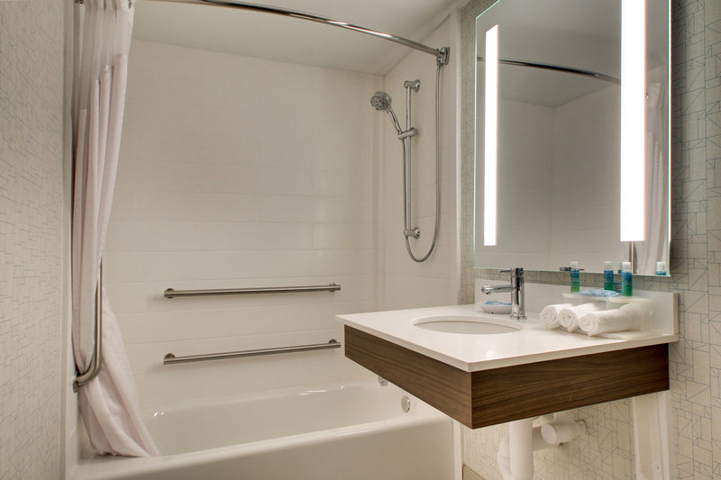 1 DOUBLE BED NONSMOKING