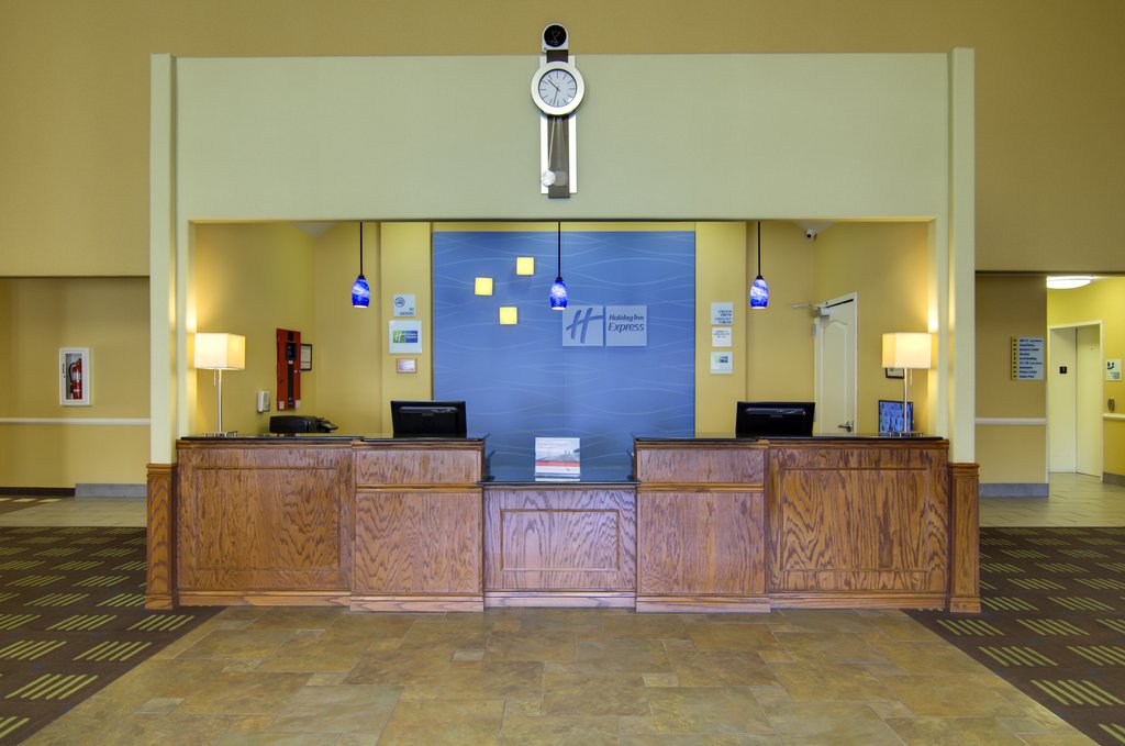 Large reception and check in area