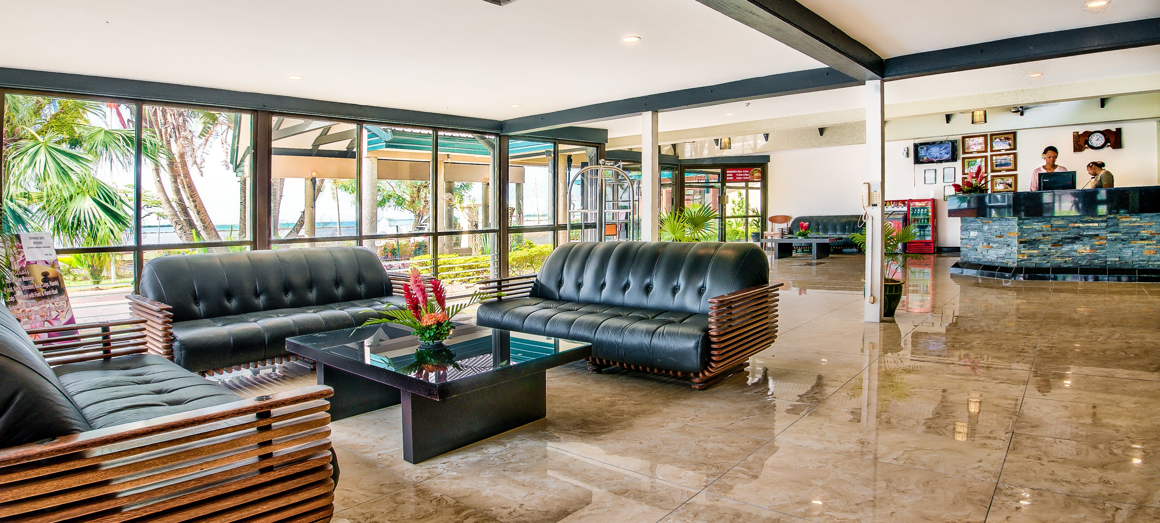 Tanoa Waterfront Hotel