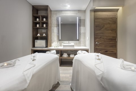 Get one of our peaceful massages at Spa Ikal.