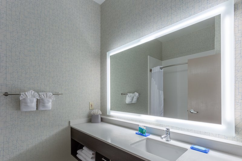 HOLIDAY INN EXPRESS COLUMBUS
