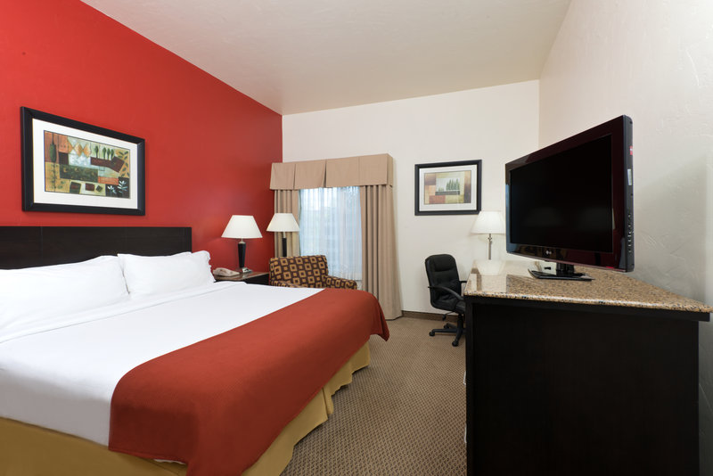 HOLIDAY INN EXP STES CASA GRAN