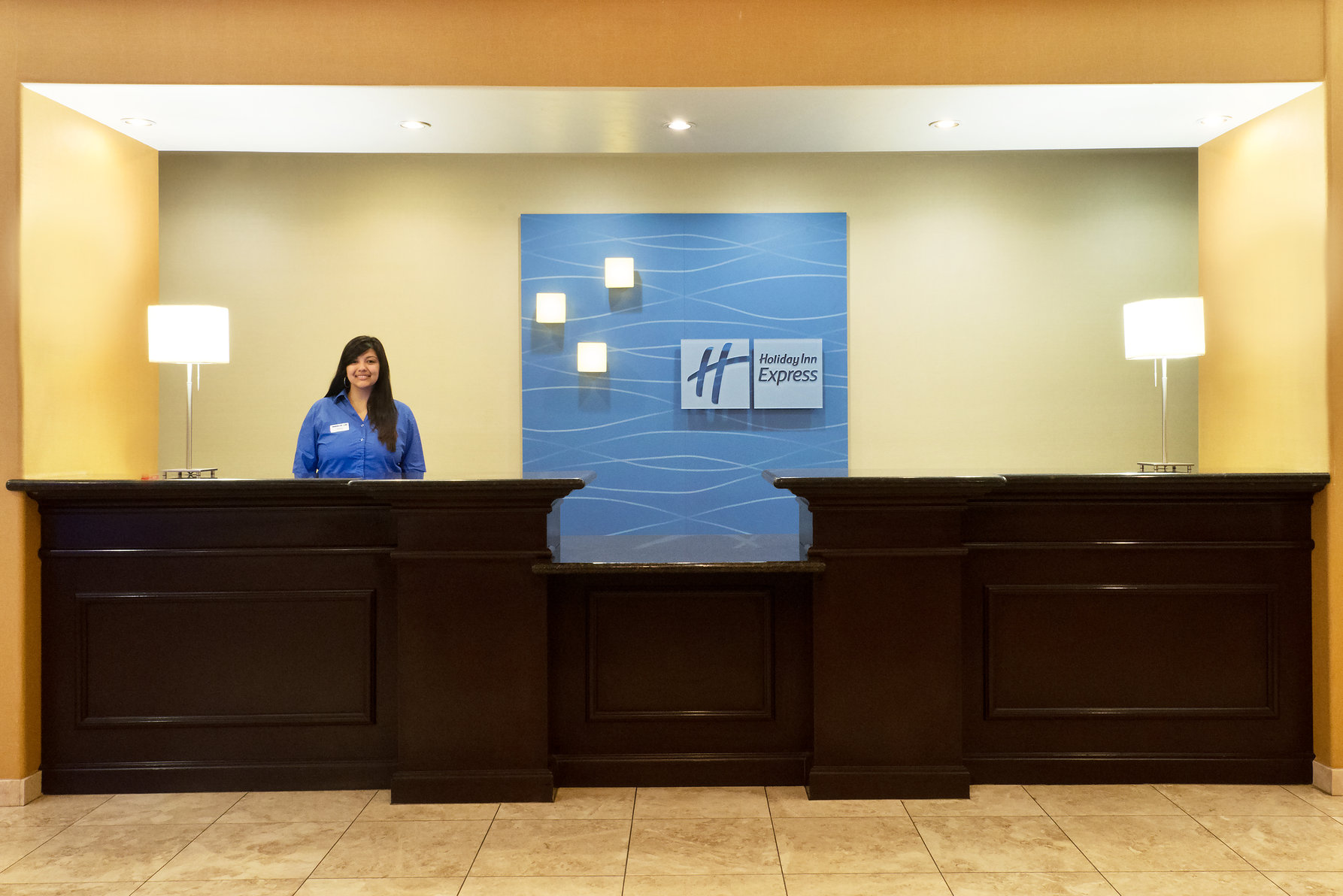 Welcome to Holiday Inn Express Casa Grande near Phoenix and Tucson