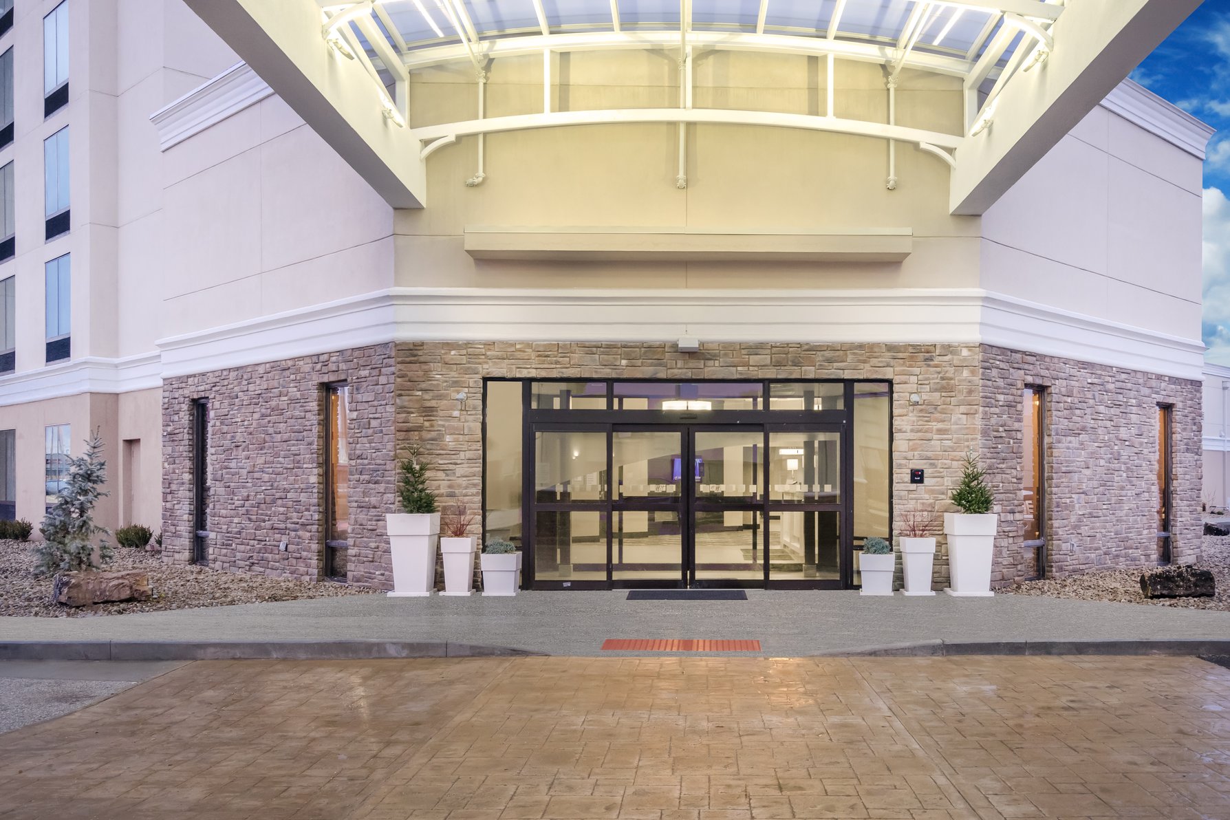Holiday Inn Terre Haute Hotel Entrance
