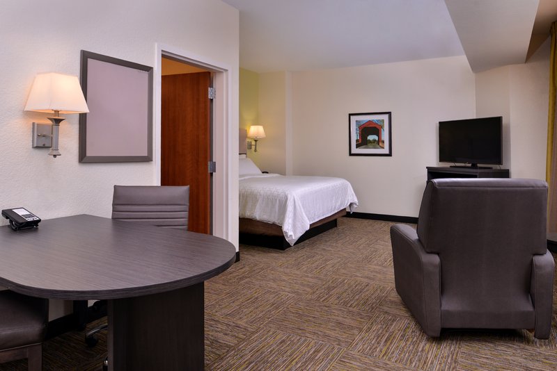 CANDLEWOOD SUITES TERRE HAUTE