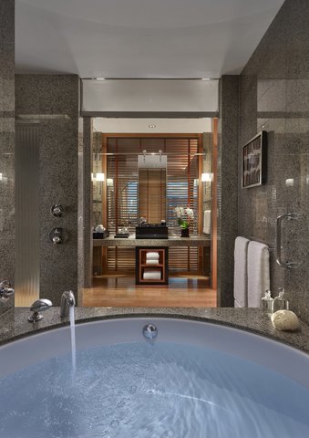 Mandarin Oriental ,Tokyo Guest Room Bath Room