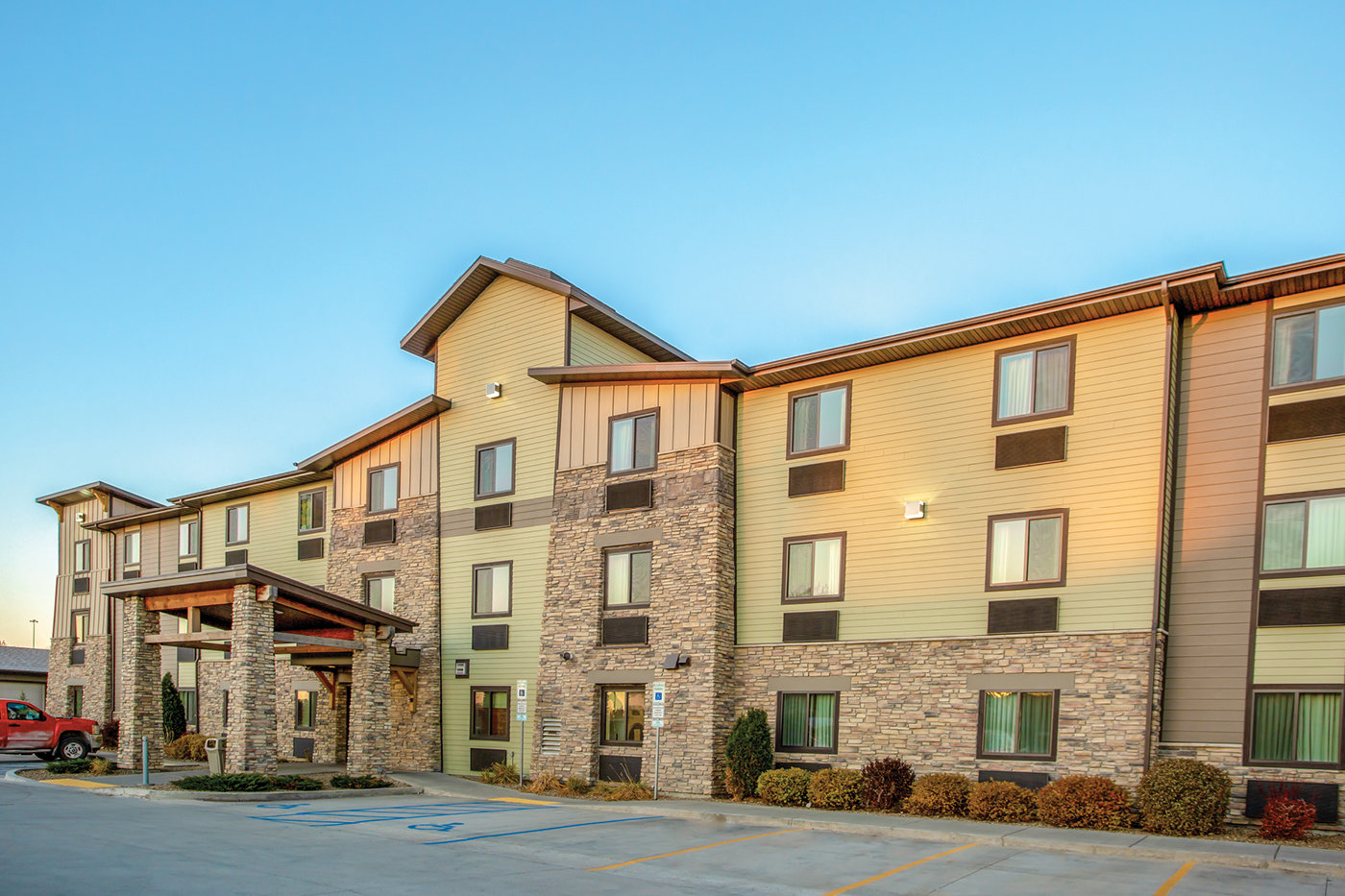 My Place Hotel-Bismarck