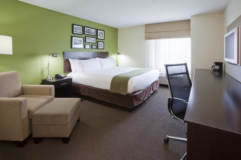 HOLIDAY INN EXPRESS ROGERS