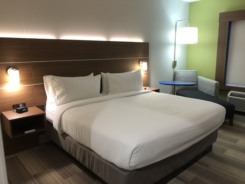 Holiday Inn Express Pineville-Alexandria Area