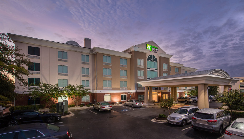 Holiday Inn Express & Suites COLUMBIA-I-26 @ HARBISON BLVD, Sumter, South Carolina