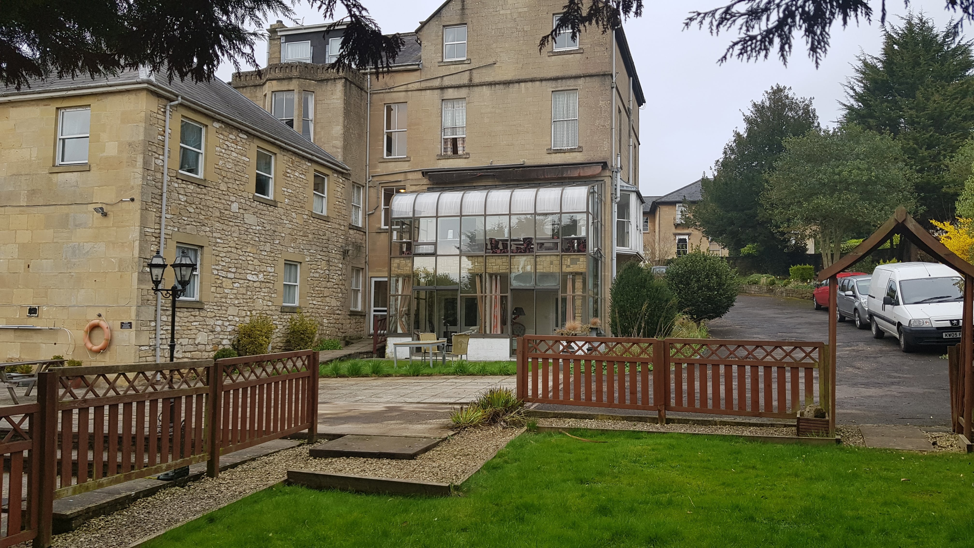 Wentworth House Hotel