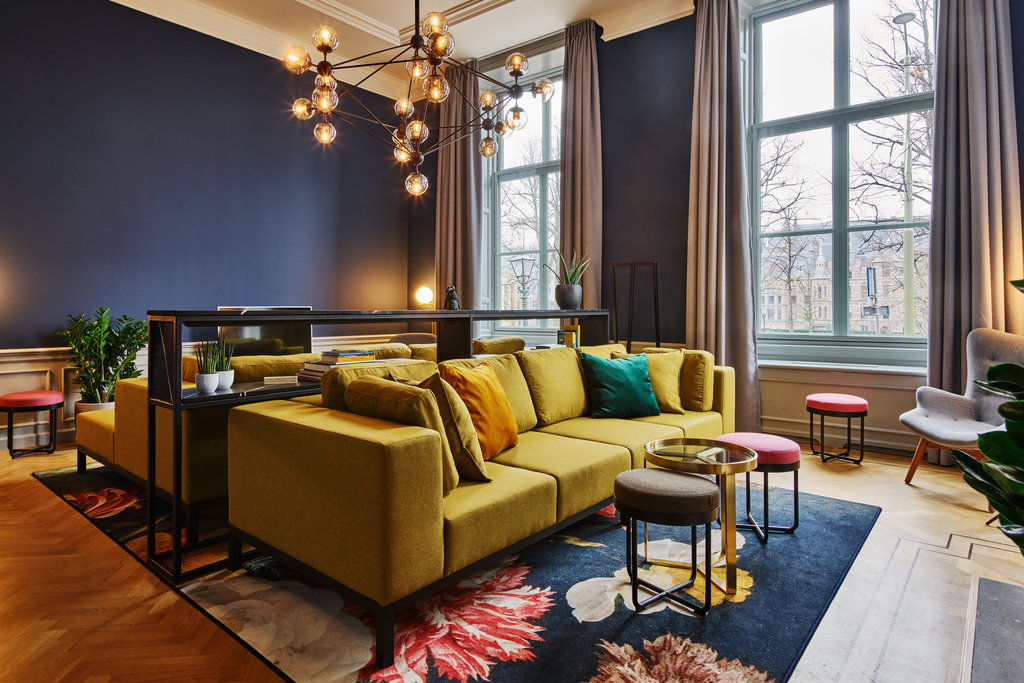 Guest Lounge