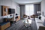 1 Bedroom Larger Suite, 1 King