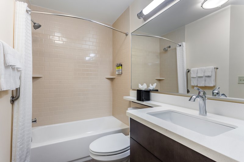 Candlewood Suites Bensalem – Philadelphia Area