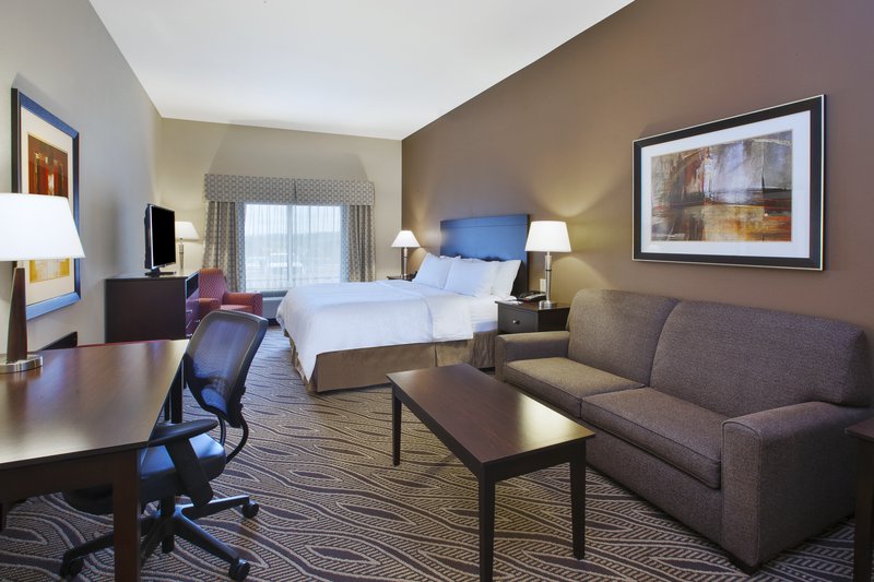 Holiday Inn Express and Suites Washington – Meadow Lands