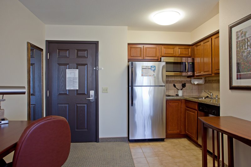 STAYBRIDGE STES PALMDALE