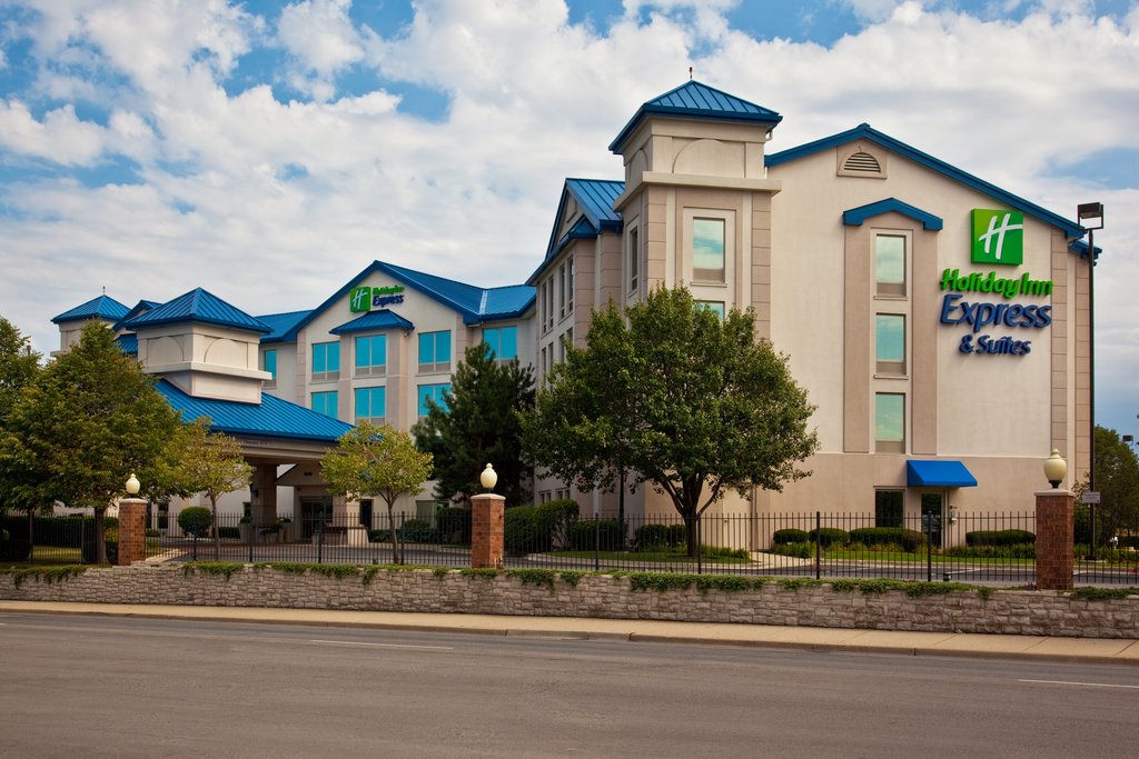 Holiday Inn Express Chicago Midway Exterior