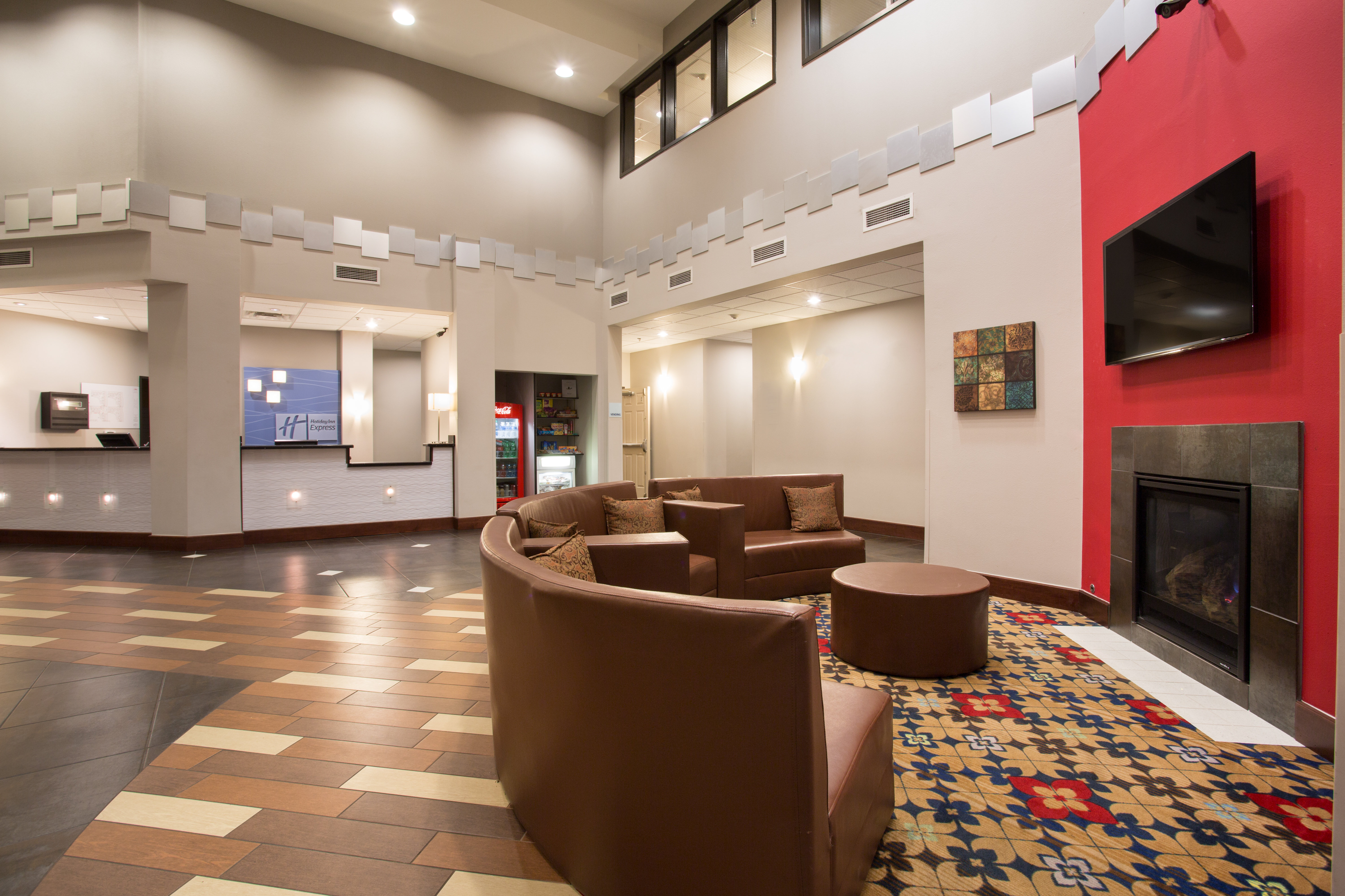 Holiday Inn Express & Suites Thornton
