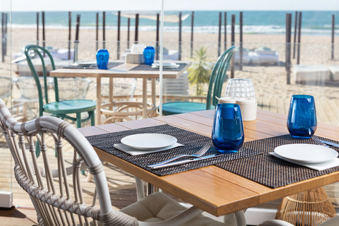 Praia Dourada Restaurant Interior