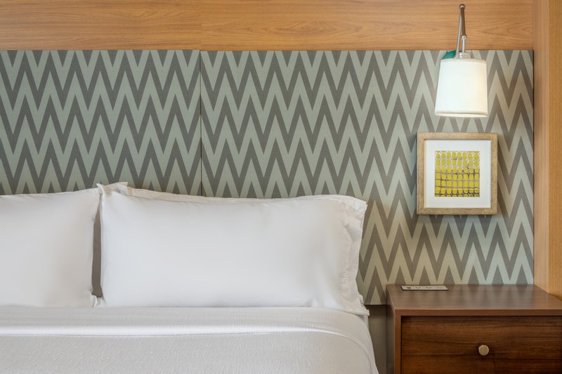 Holiday Inn DENVER EAST – STAPLETON