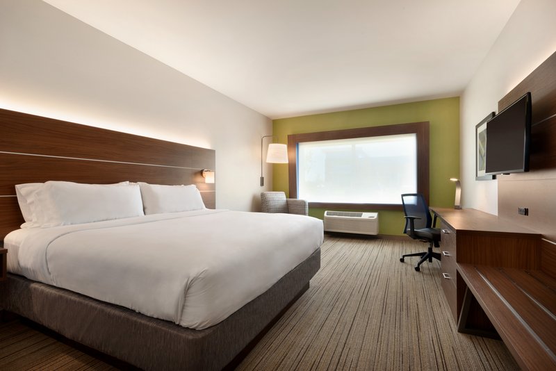 Holiday Inn Express and Suites West Des Moines – Jordan Creek