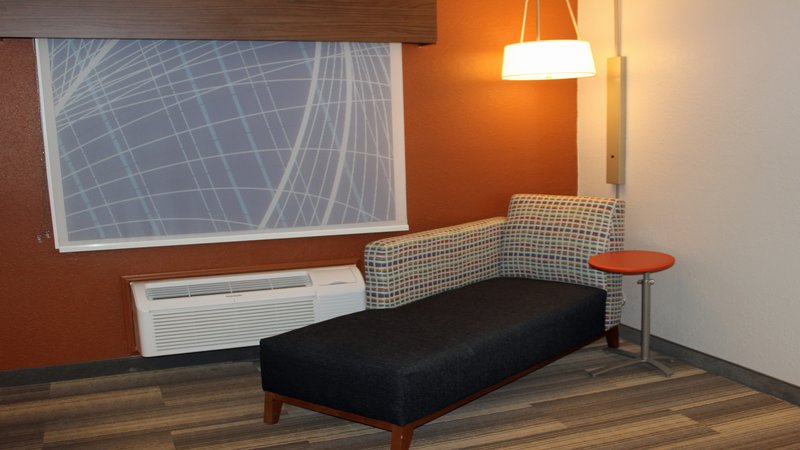 Holiday Inn Express Winfield – Teays Valley