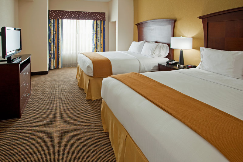 HOLIDAY INN EXP STES BUDA