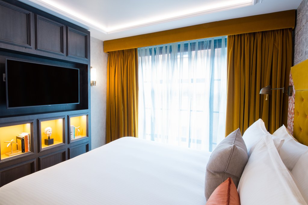 Guest photo