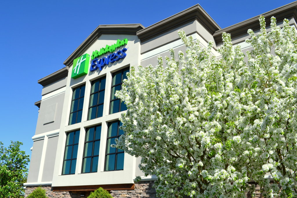 Holiday Inn Express & Suites Bozeman!